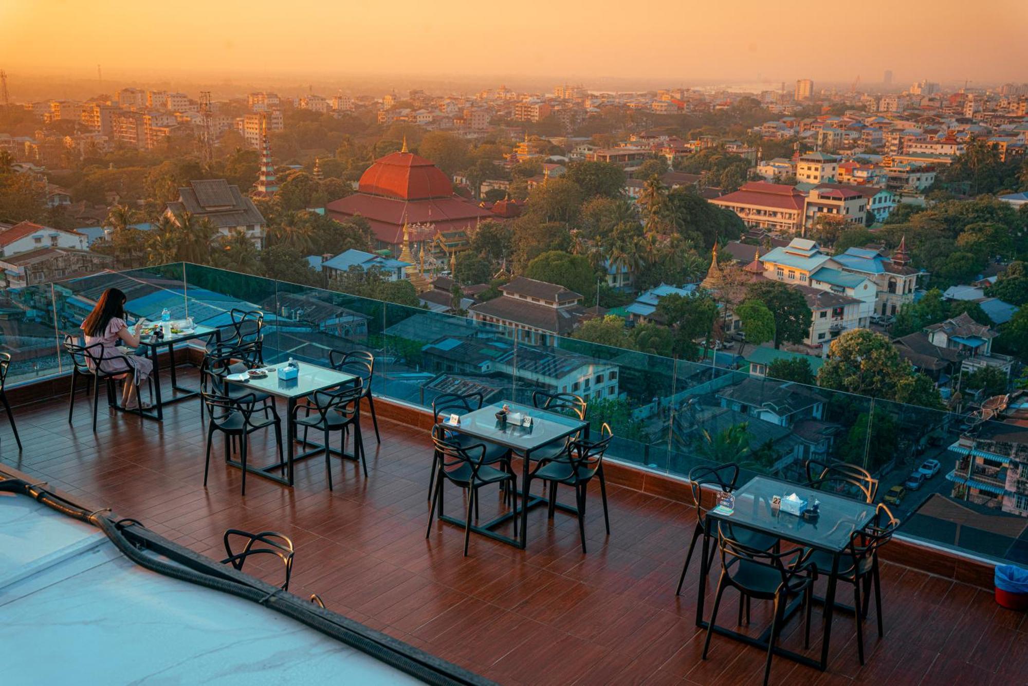 Hotel Sanchaung Yangon Exterior photo